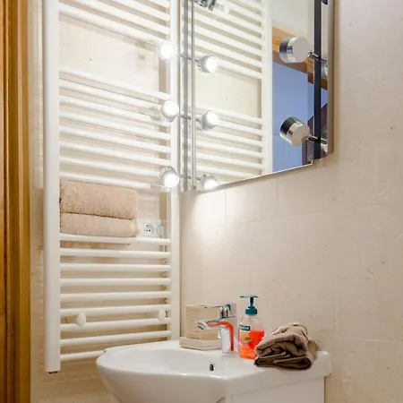 Lct Alberti Palace Daire