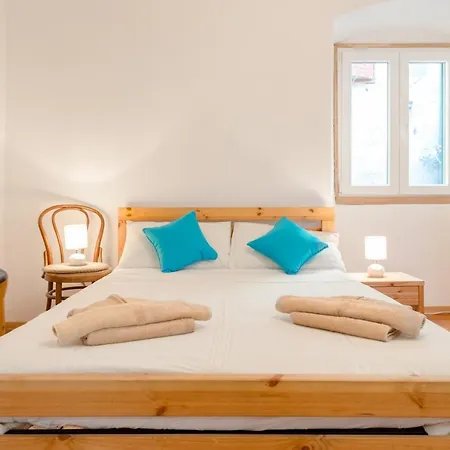 Lct Alberti Palace Daire